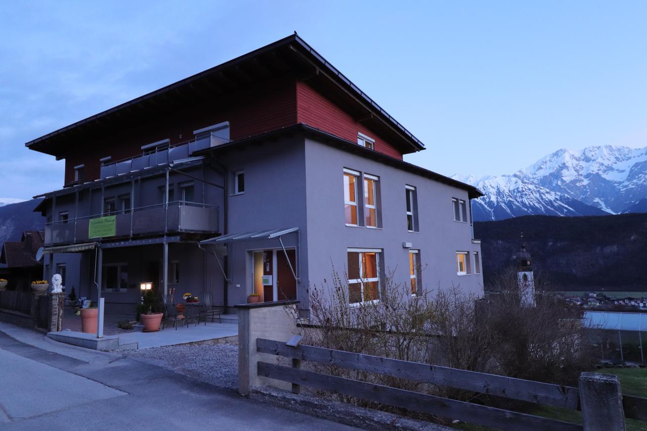 Gastehaus Possard Hotel Stams Bagian luar foto