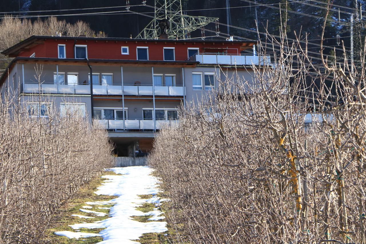 Gastehaus Possard Hotel Stams Bagian luar foto