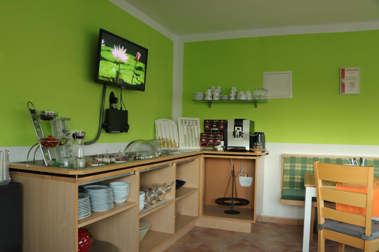 Gastehaus Possard Hotel Stams Bagian luar foto