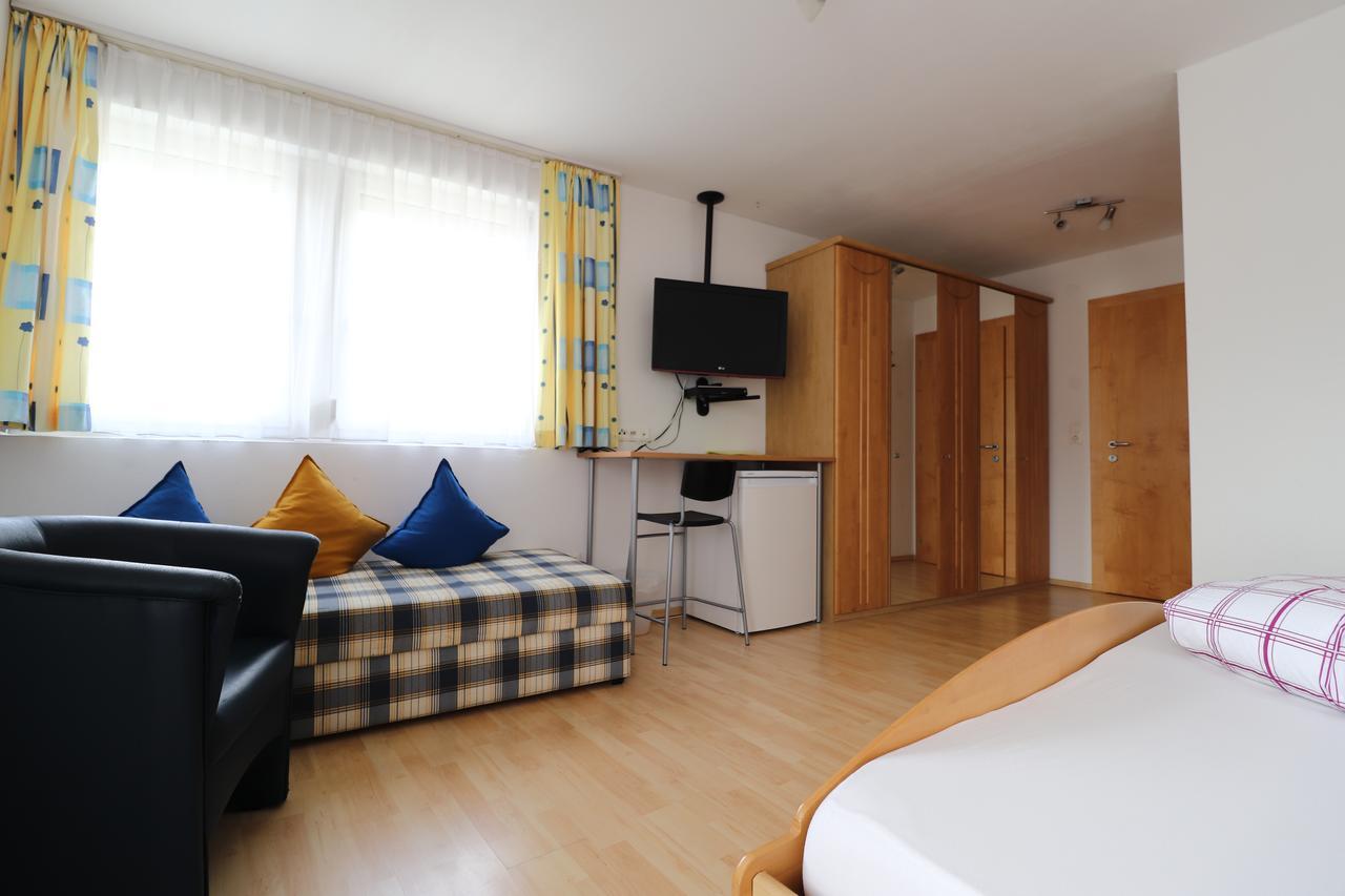 Gastehaus Possard Hotel Stams Bagian luar foto