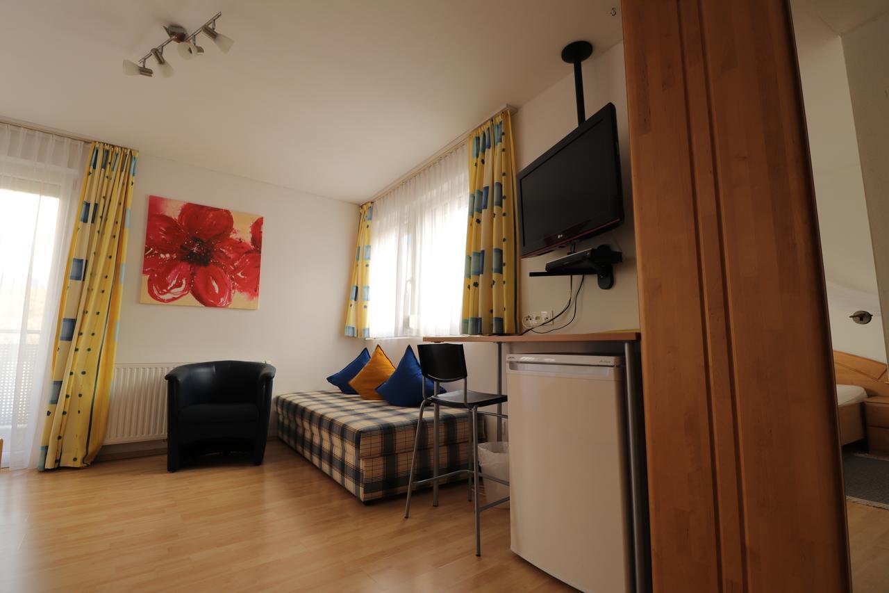 Gastehaus Possard Hotel Stams Bagian luar foto