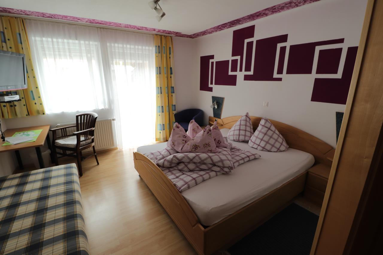 Gastehaus Possard Hotel Stams Bagian luar foto