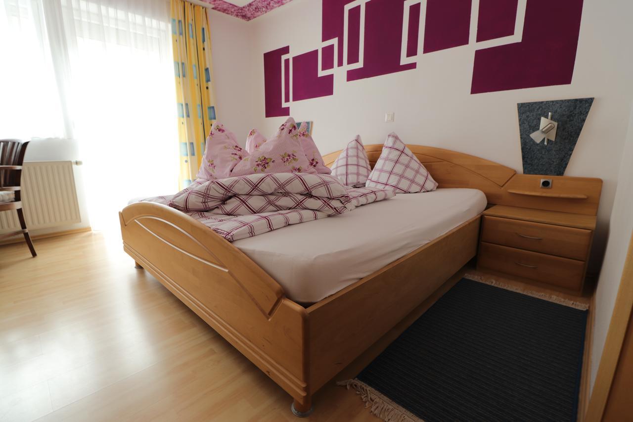 Gastehaus Possard Hotel Stams Bagian luar foto